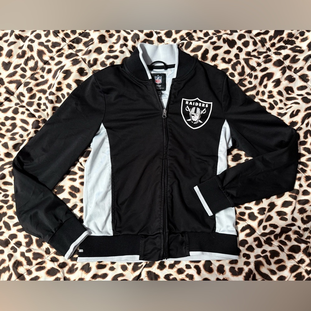 🖤NFL Raiders Jacket🖤 - Picture 2 of 7